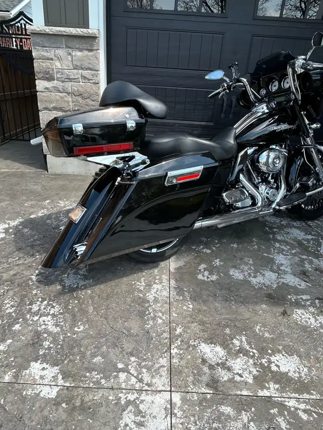 Harley-Davidson Street Glide in Touring in St. Catharines - Image 3