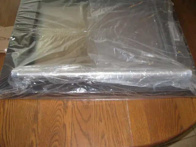 PANASONIC / WHIRLPOOL / KITCHENAID REFRIGERATOR GLASS DOOR in Industrial Kitchen Supplies in Norfolk County - Image 6