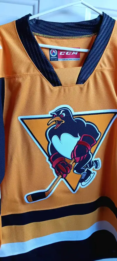 Wilkes-Barre Scranton Penguins Jersey Gold Small, View more