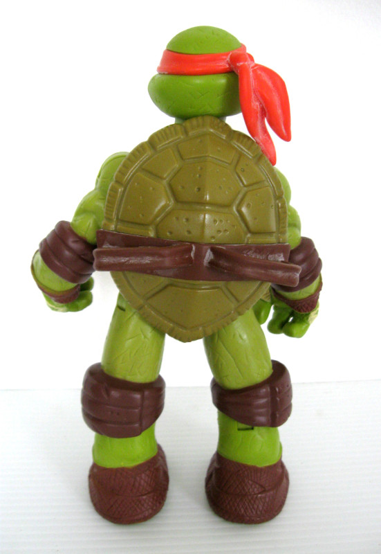 2012  9.5” Large Ninja Turtle Storage Battle Shell MICHELANGELO dans Art et objets de collection  à Ouest de l’Île - Image 4