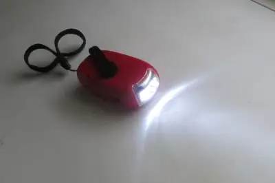 Hand Cranked Flashlight with 3 LEDs, View more