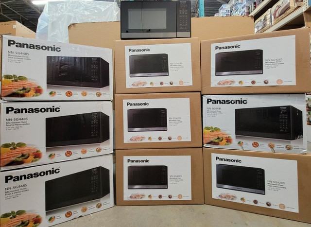 *SUPER WINTER SALE ON PANASONIC 1.3 & 1.6 CUBIC FEET MICROWAVES! in Microwaves & Cookers in City of Toronto - Image 4