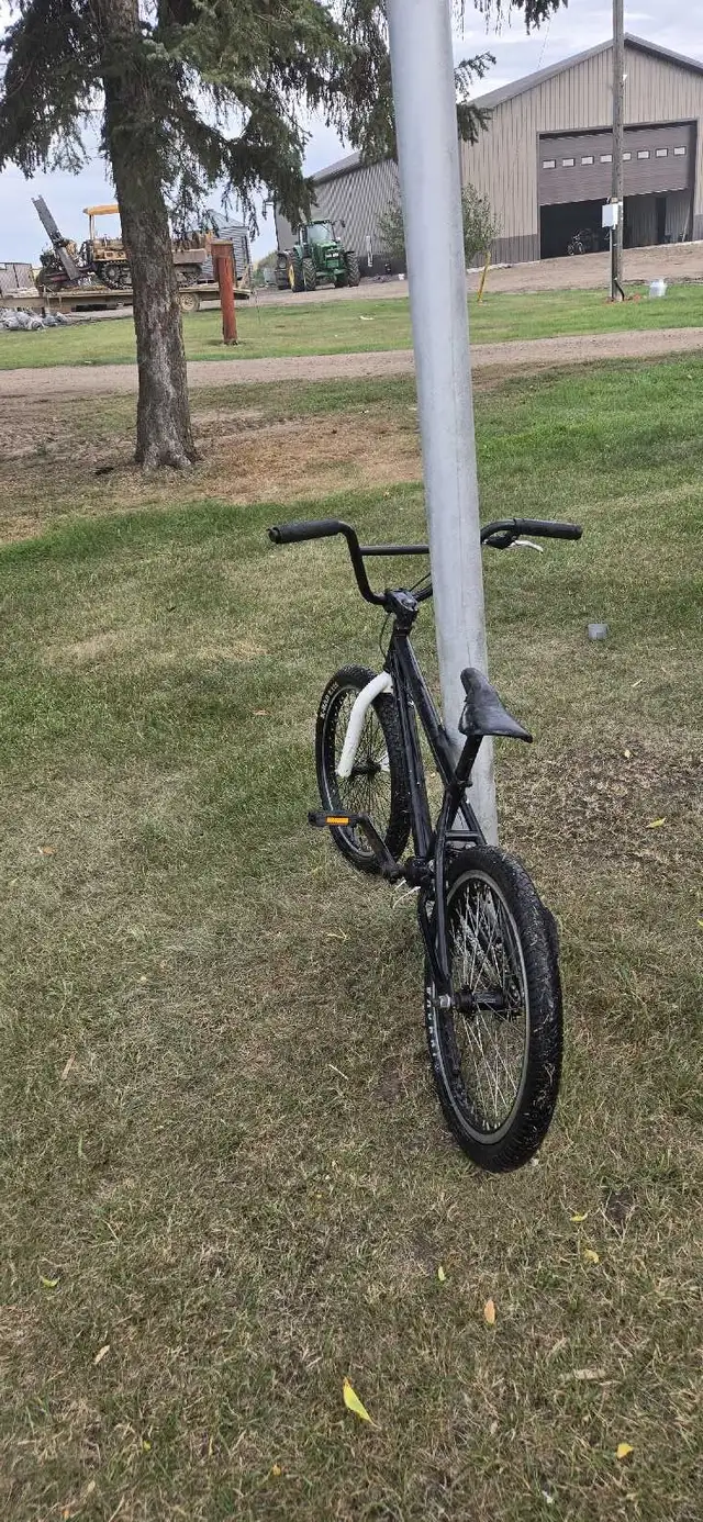 bmx bike in BMX in Strathcona County - Image 3