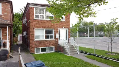 A rare opportunity to purchase this high-performing LEGAL triplex just steps away from the Mount Den...