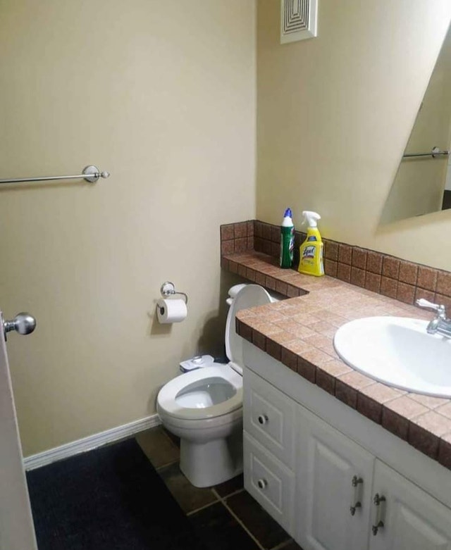 Small basement suite for rent (utilities included) Room Rentals