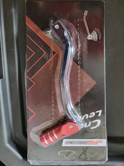 Upgrade your Honda CRF with this brand new JFG Racing gear shift lever, designed for enhanced perfor...