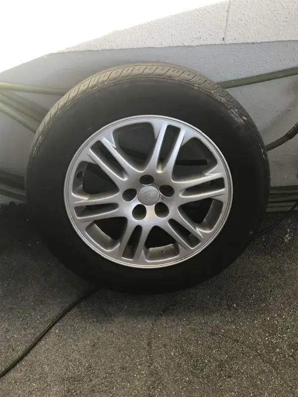 MAGS et pneus été Subaru Forester in Tires & Rims in Saguenay - Image 2