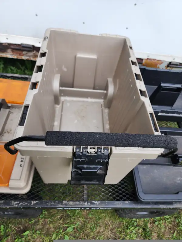 Plano PRO Plastic Tool Tote On Wheels 2 Removable Plastic Trays in Tool Storage & Benches in Windsor Region - Image 7