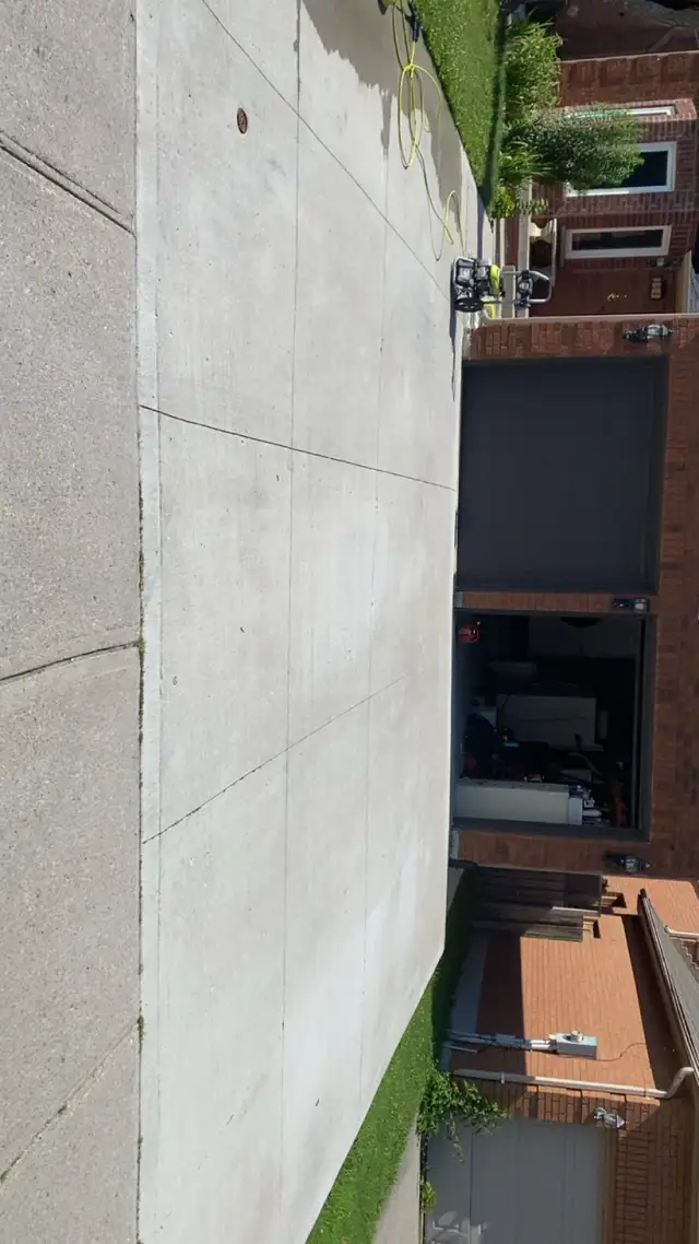 grass cutting and driveway/ deck pressure washing 518065403053352961
