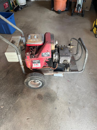 18 hp wet sand blaster with 3700 psi