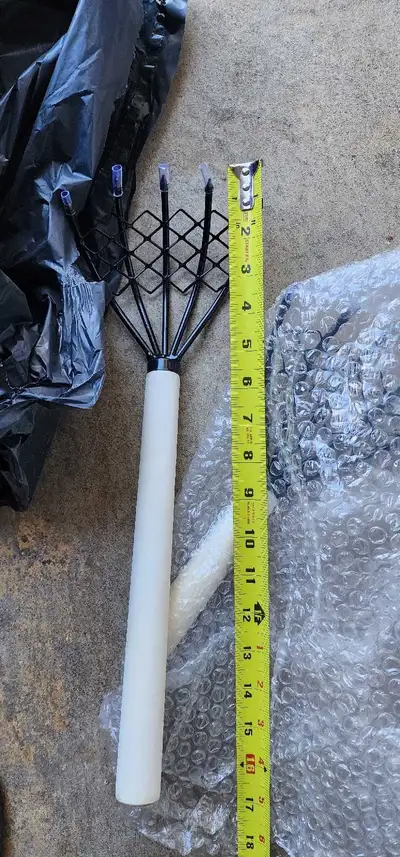 BRAND NEW Gardening tools (2 of them), View more