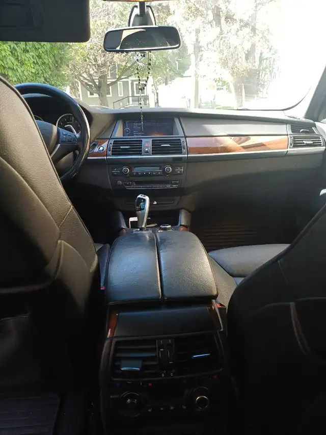 BMW x6 2013 573776161985024006