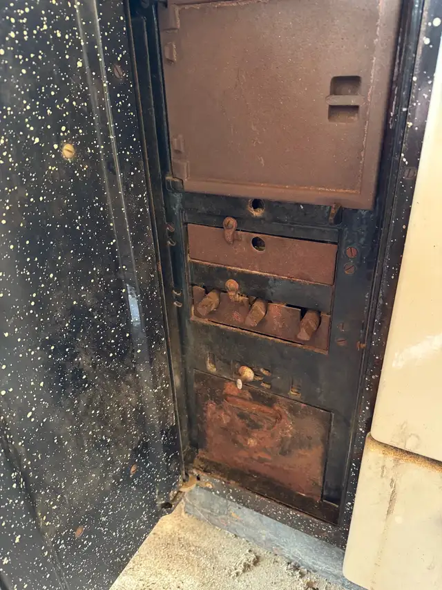 Cook Stove in Stoves, Ovens & Ranges in Trenton - Image 8