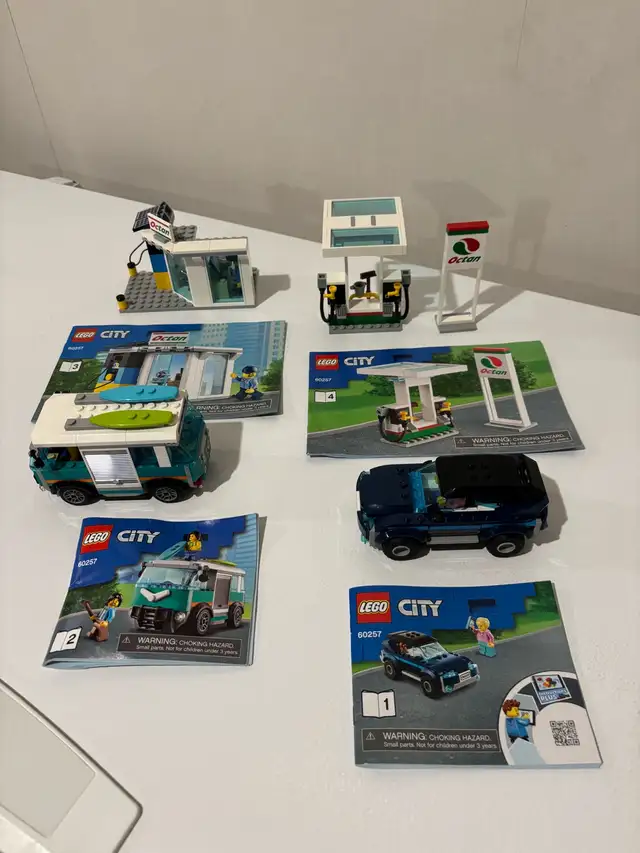 Lego - 60257 Service Station in Toys & Games in Ottawa - Image 2