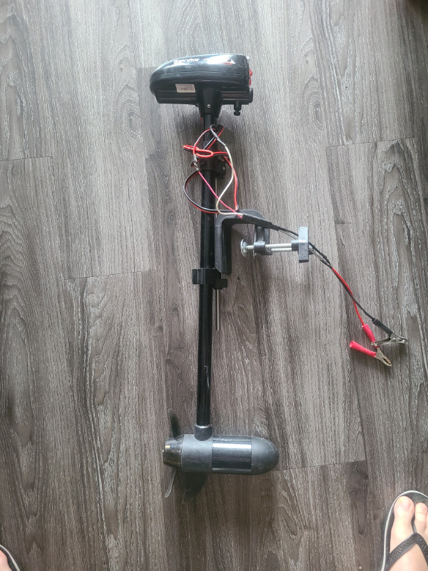 Trolling Motor - Used - Works Great in Fishing, Camping & Outdoors in Chilliwack