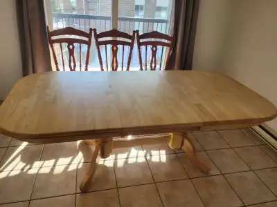Table à manger extensible / Extendable wooden Dining, View more