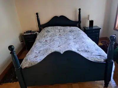 Set de chambre reproduction antique, View more