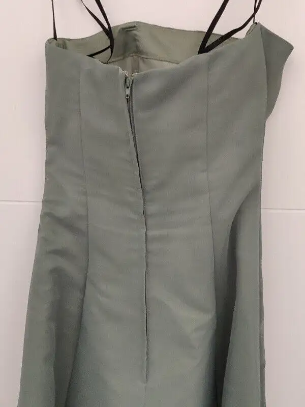 Bridesmaid / Grad / Graduation / Formal Strapless Dress - Size 4 in Women's - Dresses & Skirts in Calgary - Image 7