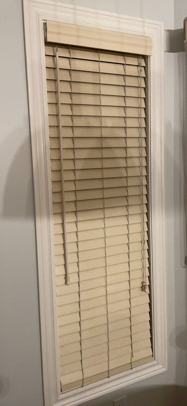 Blinds to go brand Faux wood blinds in Window Treatments in Windsor Region - Image 2