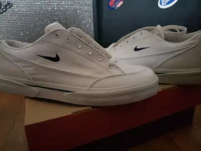 Nike, Air Tuned Uptempo, white, men  size 9, View more