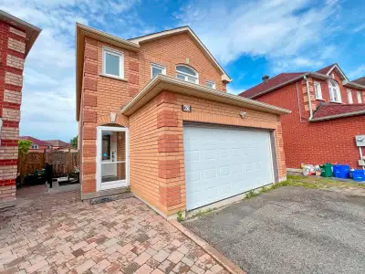 2- Bedroom House For Rent In Markahm Area