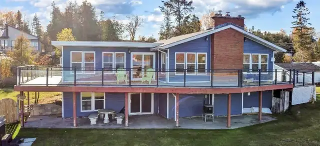 Waterfront home for rent in Long Term Rentals in Ottawa - Image 3