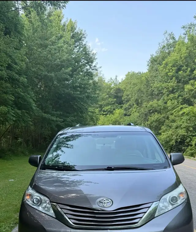 Moving Service With Driver 