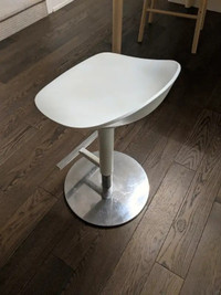 Ikea Janinge Bar Stool - LIKE NEW