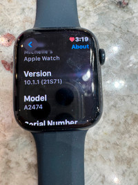 Apple Watch 7 GPS 32 GB Excellent like new condition!