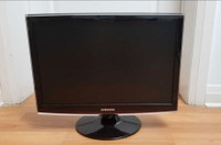 Samsung HD 22" LCD TV & Computer Monitor (T220HD)