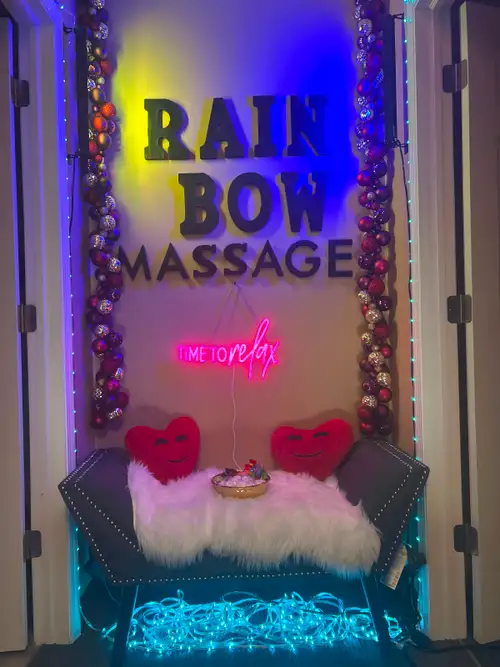 We are open new Asian massage shop ,new stuff , Registered Massage Spa （ R MT ）and receipt of insura...