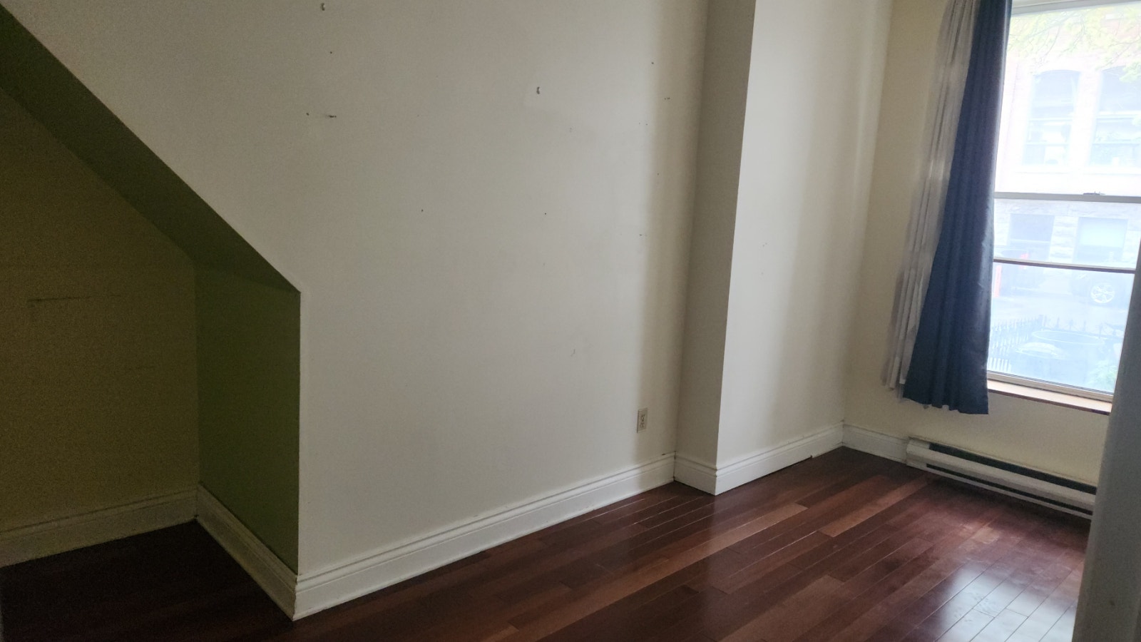 Station Lionel-Groulx : 2 Chambres à Louer : 900 $ — photo 1