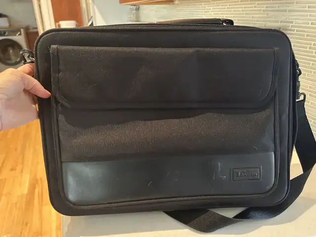 LAPTOP BAG454255873036144640