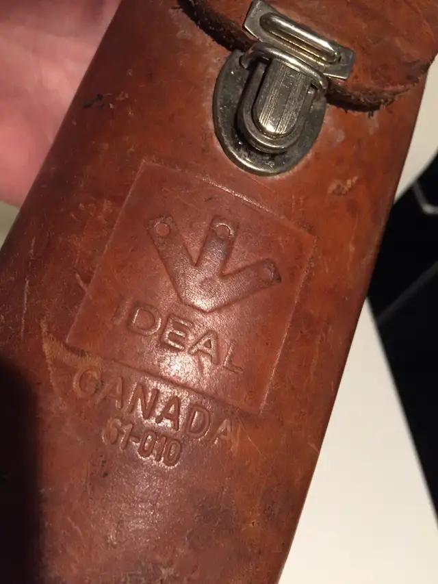VTG Ideal Canada 61-010 Leather Pouch / Tools & Friction Tape in Hand Tools in City of Toronto - Image 7