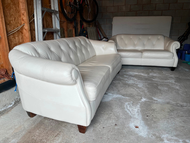 Like new Natuzzi 100% top grain leather sofa set in Couches & Futons in Barrie