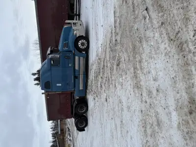 Detroit engine, all new shocks, 5th wheel rebushed, new filter housing, all new rods, new oilpans, n...