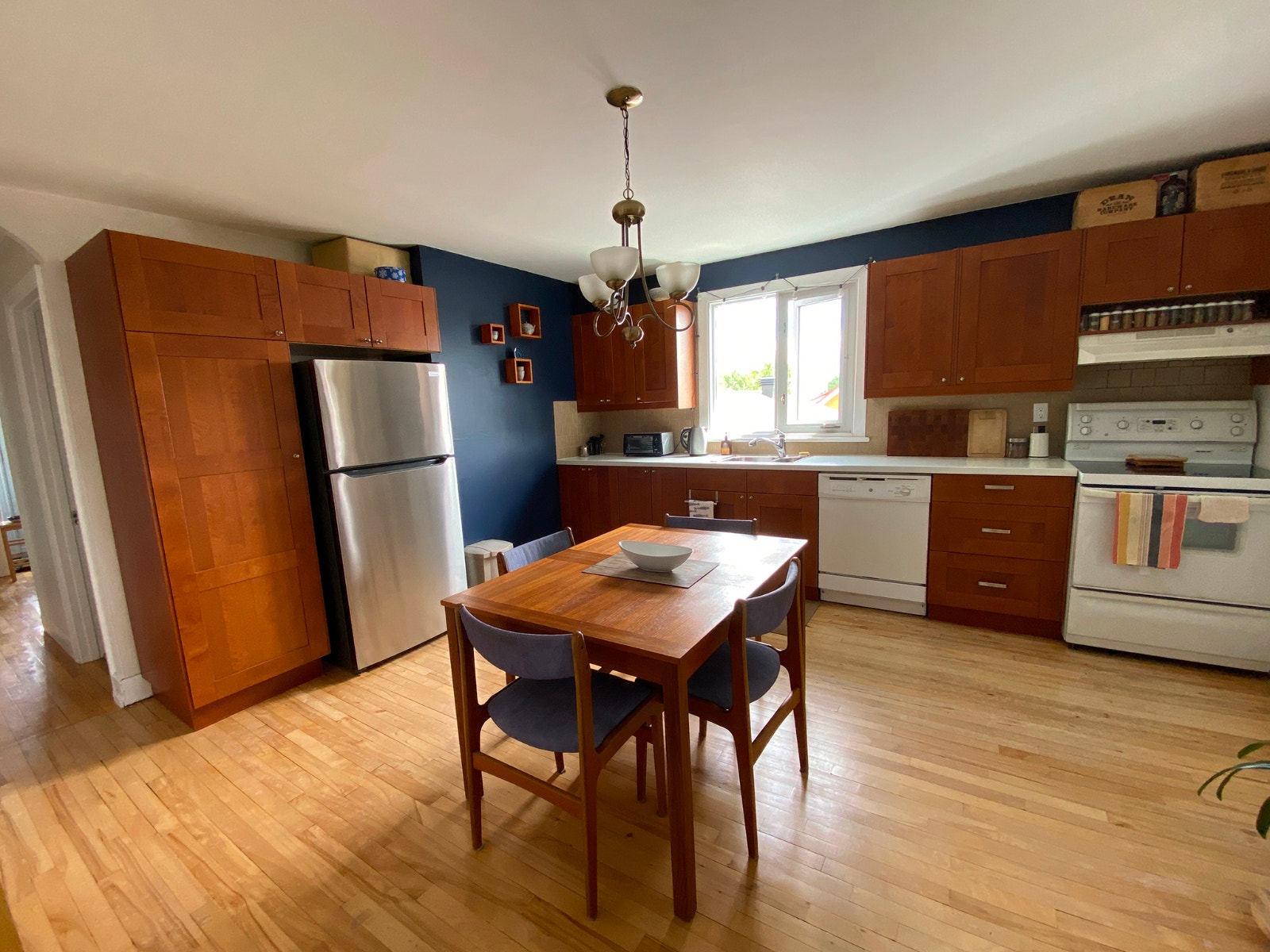 Grand 5 1/2 dans Triplex Beauport - 1 novembre — photo 2
