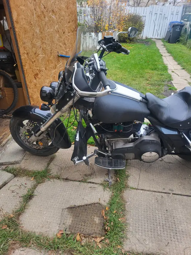 1990 Harley Flhs in Street, Cruisers & Choppers in Winnipeg - Image 7