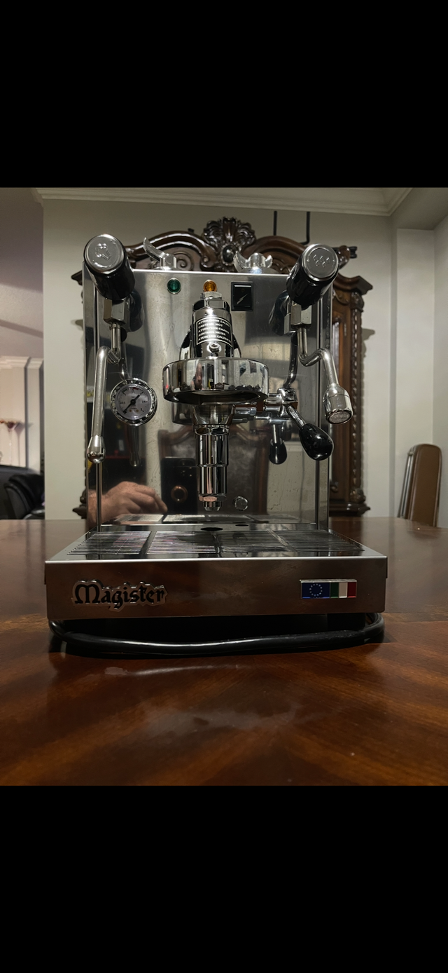 Espresso coffee machine in Coffee Makers in Mississauga / Peel Region - Image 3