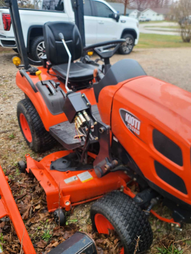 2012 Kioti CS2410 w/Loader in Farming Equipment in Windsor Region - Image 2