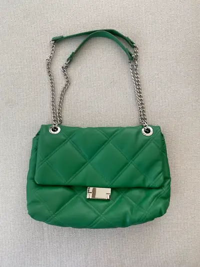 Hand Bag / Purse - 20x30 cm | Sac à main - 20x30, View more