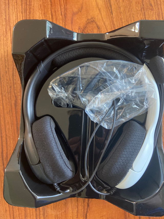 Airlight Wired Headset in Nintendo Switch in Calgary - Image 3