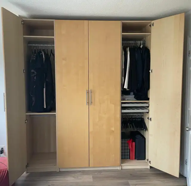 IKEA PAX closet system 3 cabinets in Dressers & Wardrobes in Oakville / Halton Region - Image 3