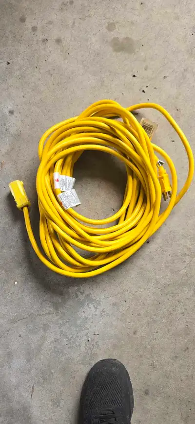 Heavy duty wires 2 rolls yellow n orange almost new, View more