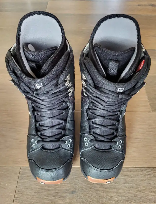 Burton snowboard, bindings and boots package in Snowboard in Red Deer - Image 7
