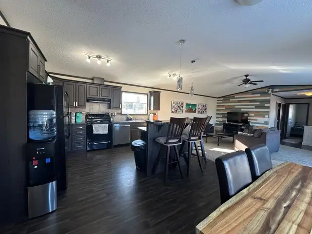 HOUSE FOR SALE FLAXCOMBE SK in Houses for Sale in Saskatoon - Image 18