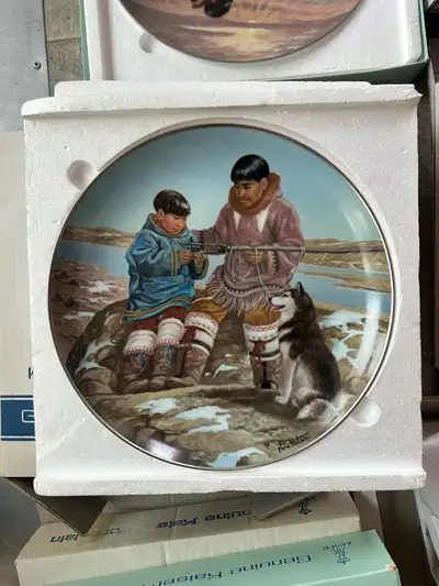 Genuine Kaiser Porcelain Plate Collection, View more