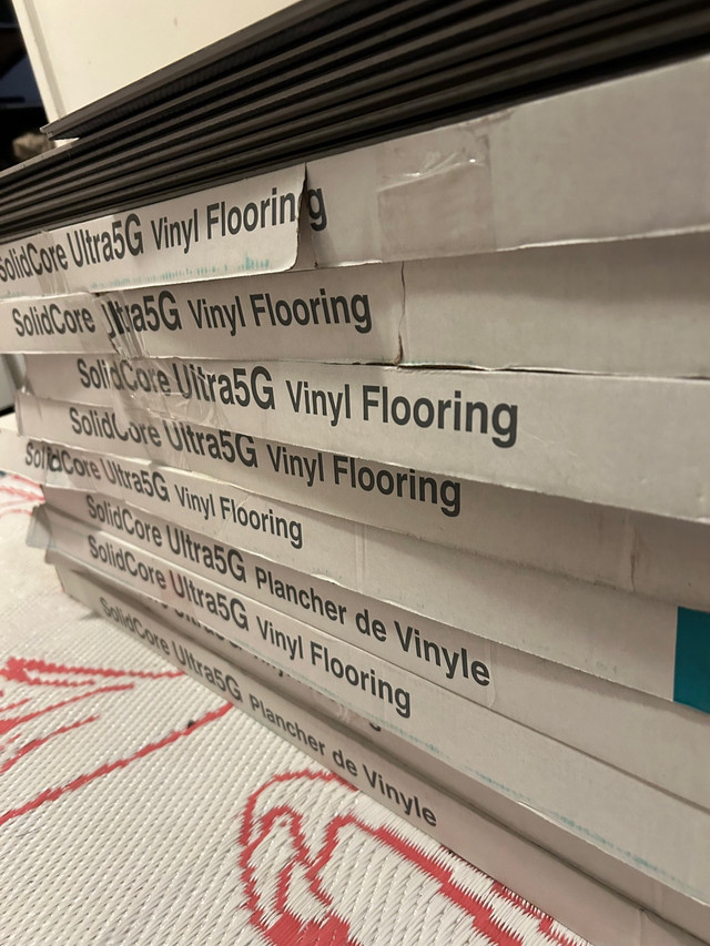 Luxury vinyl plank flooring 225 sq ft in Floors & Walls in City of Toronto - Image 3