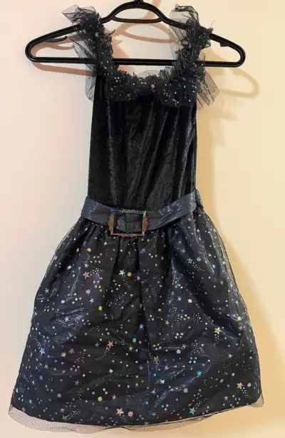 Children’s Witch costume-size medium-approximately 8-10 From Spirit Halloween