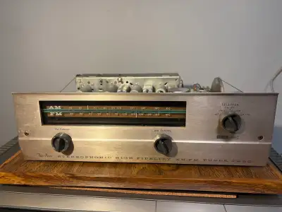 Harman Kardon T220 Vaccuum Tube Tuner, View more